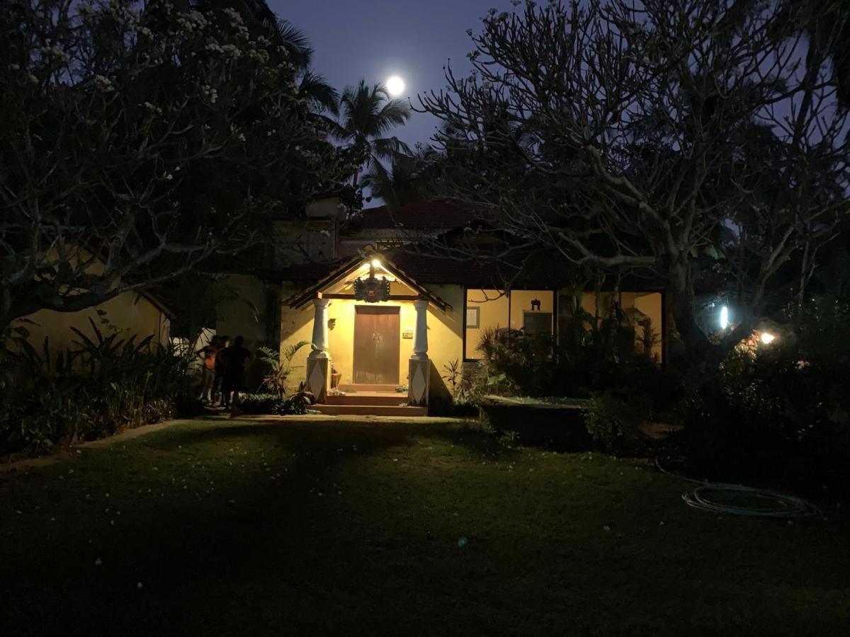 Casa Candolim Beach Front מראה חיצוני תמונה