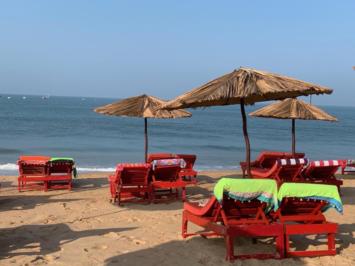 Casa Candolim Beach Front מראה חיצוני תמונה